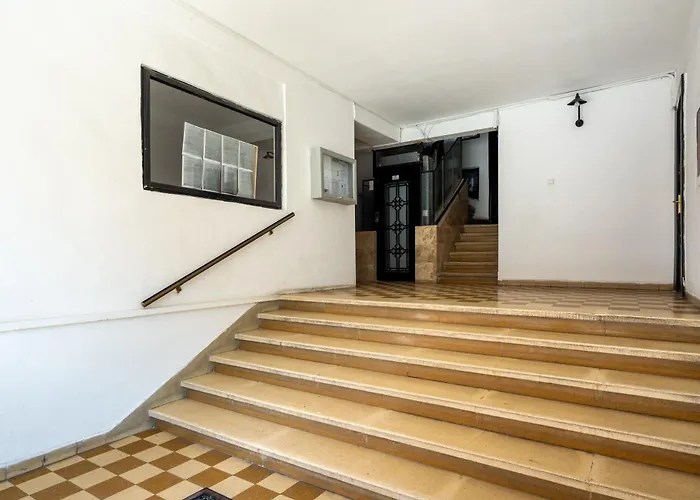 Heart Of History - Steps 2 Metro & Old Town