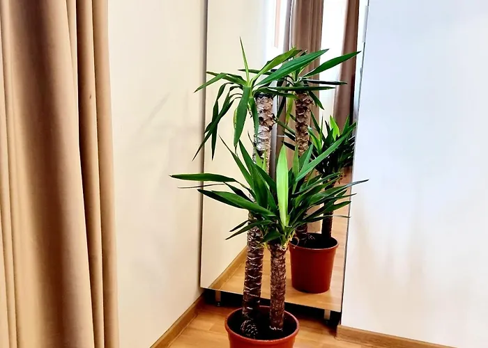 Heart Of History - Steps 2 Metro & Old Town