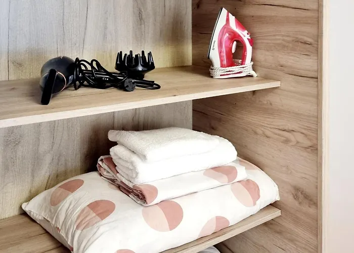 Heart Of History - Steps 2 Metro & Old Town شقة