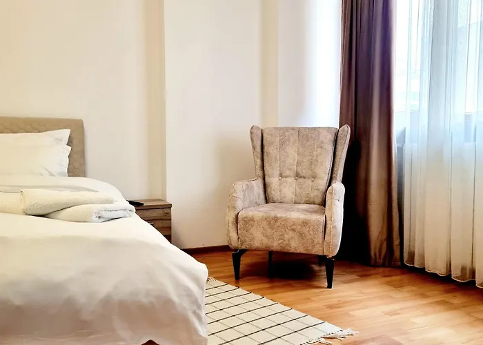 Apartament Heart Of History - Steps 2 Metro & Old Town Bucureşti